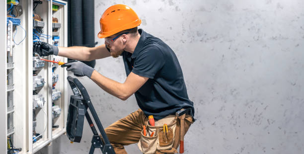 Best Commercial Electrician Services  in Flagstaff, AZ